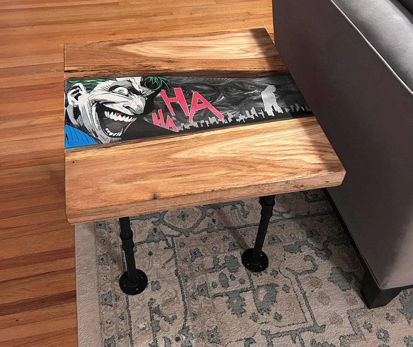 Joker table